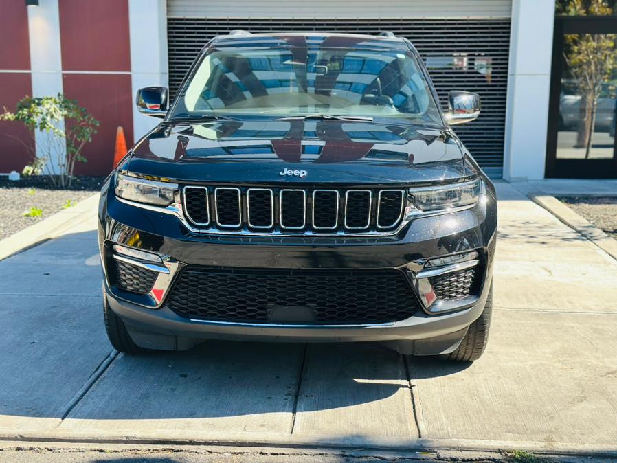 2024 Jeep Grand Cherokee 4xe 4x4, available for sale in Irvington, New Jersey | Elis Motors Corp. Irvington, New Jersey 2024 Jeep Grand Cherokee 4xe 4x4, available for sale in Irvington, New Jersey | Elis Motors Corp. Irvington, New Jersey