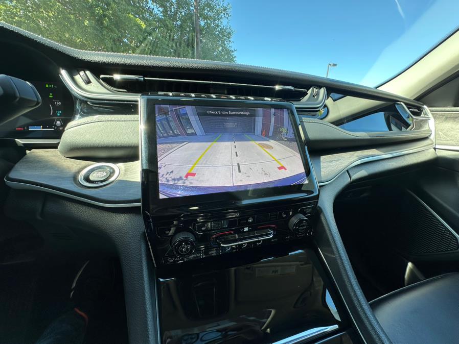 2024 Jeep Grand Cherokee 4xe 4x4, available for sale in Irvington, New Jersey | Elis Motors Corp. Irvington, New Jersey 2024 Jeep Grand Cherokee 4xe 4x4, available for sale in Irvington, New Jersey | Elis Motors Corp. Irvington, New Jersey