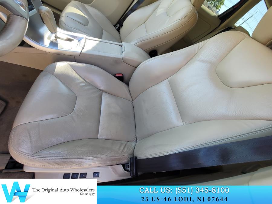 2011 Volvo XC60 AWD 4dr 3.0T w/Moonroof, available for sale in Lodi, New Jersey | AW Auto & Truck Wholesalers, Inc. Lodi, New Jersey 2011 Volvo XC60 AWD 4dr 3.0T w/Moonroof, available for sale in Lodi, New Jersey | AW Auto & Truck Wholesalers, Inc. Lodi, New Jersey