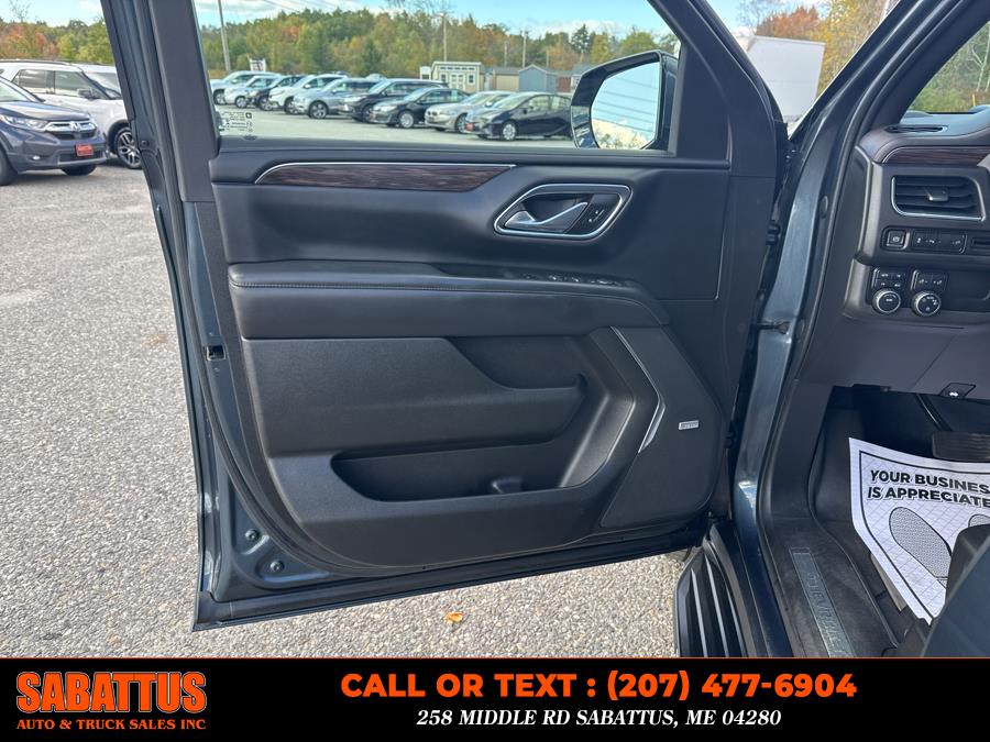 2021 Chevrolet Suburban 4WD 4dr LT, available for sale in Sabattus, Maine | Sabattus Auto and Truck Sales Inc. Sabattus, Maine 2021 Chevrolet Suburban 4WD 4dr LT, available for sale in Sabattus, Maine | Sabattus Auto and Truck Sales Inc. Sabattus, Maine