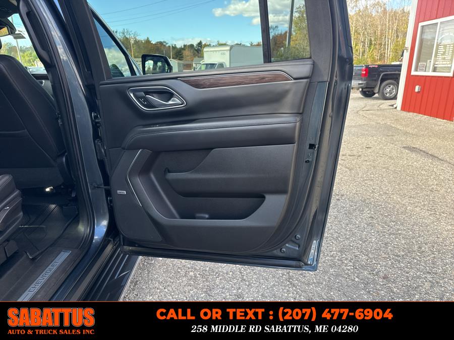 2021 Chevrolet Suburban 4WD 4dr LT, available for sale in Sabattus, Maine | Sabattus Auto and Truck Sales Inc. Sabattus, Maine 2021 Chevrolet Suburban 4WD 4dr LT, available for sale in Sabattus, Maine | Sabattus Auto and Truck Sales Inc. Sabattus, Maine