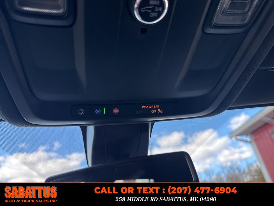 2021 Chevrolet Suburban 4WD 4dr LT, available for sale in Sabattus, Maine | Sabattus Auto and Truck Sales Inc. Sabattus, Maine 2021 Chevrolet Suburban 4WD 4dr LT, available for sale in Sabattus, Maine | Sabattus Auto and Truck Sales Inc. Sabattus, Maine