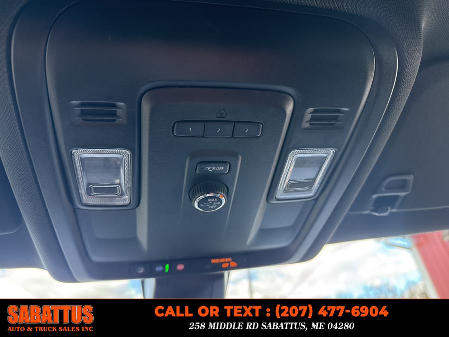 2021 Chevrolet Suburban 4WD 4dr LT, available for sale in Sabattus, Maine | Sabattus Auto and Truck Sales Inc. Sabattus, Maine 2021 Chevrolet Suburban 4WD 4dr LT, available for sale in Sabattus, Maine | Sabattus Auto and Truck Sales Inc. Sabattus, Maine