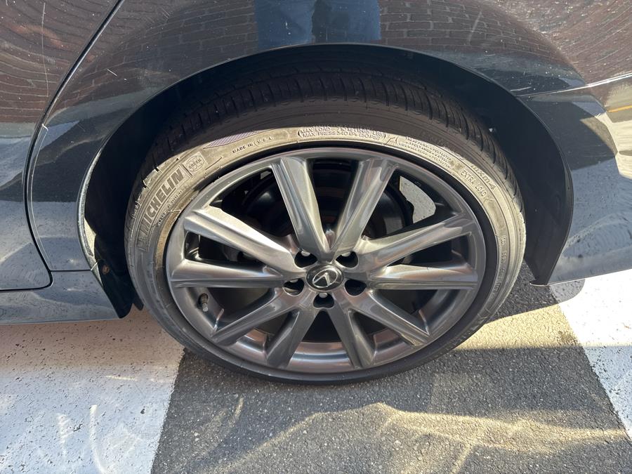 2015 Lexus GS 350 4dr Sdn AWD F-Sport, available for sale in Waterbury, Connecticut | National Auto Brokers, Inc.. Waterbury, Connecticut 2015 Lexus GS 350 4dr Sdn AWD F-Sport, available for sale in Waterbury, Connecticut | National Auto Brokers, Inc.. Waterbury, Connecticut