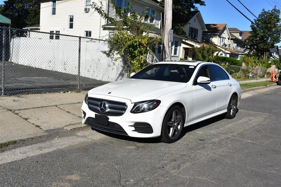 2017 Mercedes Benz E 300 photo 2