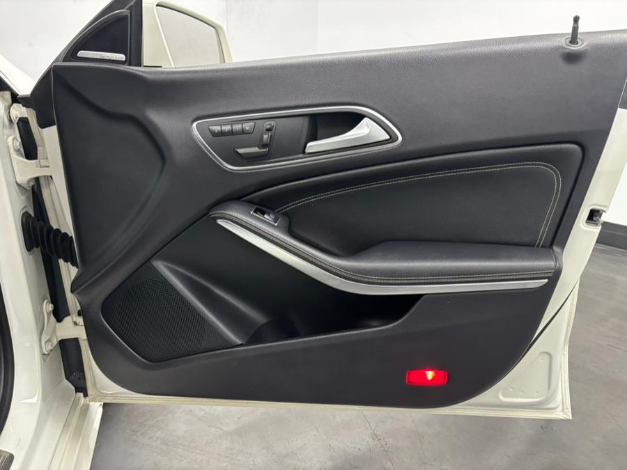 2014 Mercedes-Benz CLA-Class 4dr Sdn CLA 250 4MATIC, available for sale in Elizabeth, New Jersey | Dream Auto Group. Elizabeth, New Jersey 2014 Mercedes-Benz CLA-Class 4dr Sdn CLA 250 4MATIC, available for sale in Elizabeth, New Jersey | Dream Auto Group. Elizabeth, New Jersey