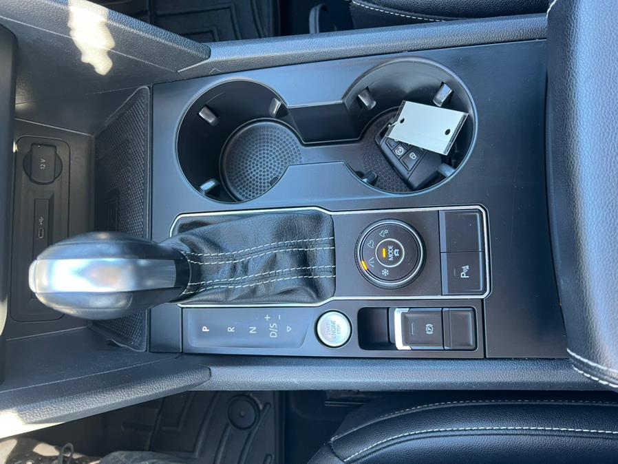 2021 Volkswagen Atlas 3.6L V6 SE w/Technology R-Line 4MOTION *Ltd Avail*, available for sale in Branford, Connecticut | J&E Auto Sales LLC. Branford, Connecticut 2021 Volkswagen Atlas 3.6L V6 SE w/Technology R-Line 4MOTION *Ltd Avail*, available for sale in Branford, Connecticut | J&E Auto Sales LLC. Branford, Connecticut