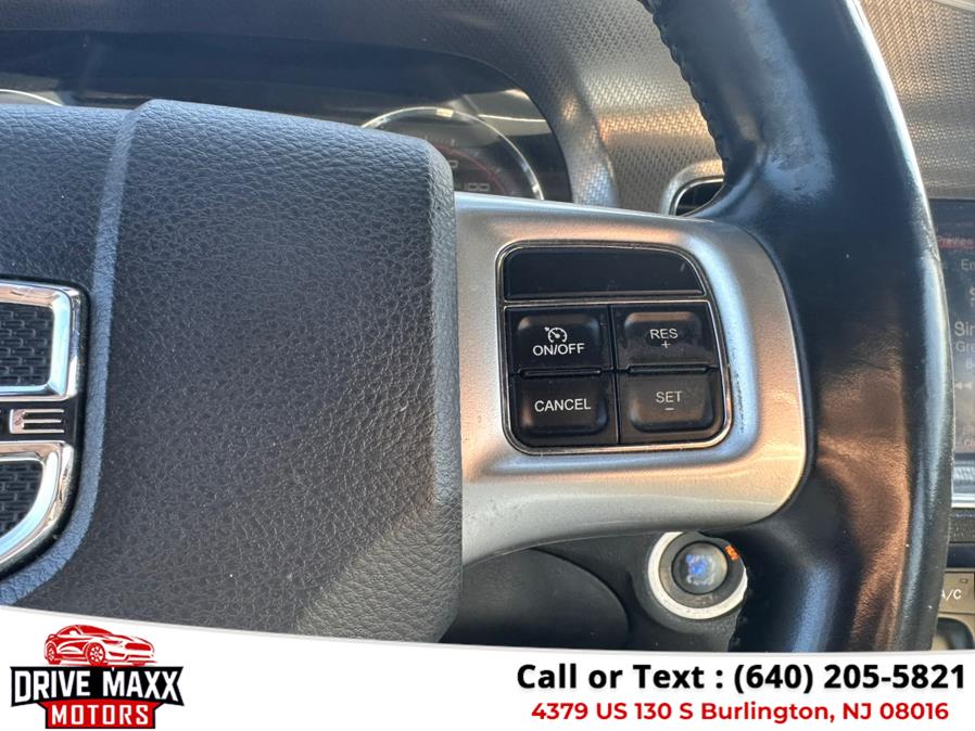 2012 Dodge Charger 4dr Sdn SXT RWD, available for sale in Burlington, New Jersey | Drive Maxx Motors. Burlington, New Jersey 2012 Dodge Charger 4dr Sdn SXT RWD, available for sale in Burlington, New Jersey | Drive Maxx Motors. Burlington, New Jersey