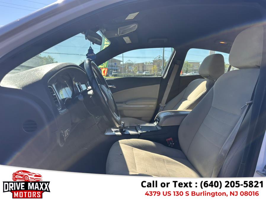 2012 Dodge Charger 4dr Sdn SXT RWD, available for sale in Burlington, New Jersey | Drive Maxx Motors. Burlington, New Jersey 2012 Dodge Charger 4dr Sdn SXT RWD, available for sale in Burlington, New Jersey | Drive Maxx Motors. Burlington, New Jersey