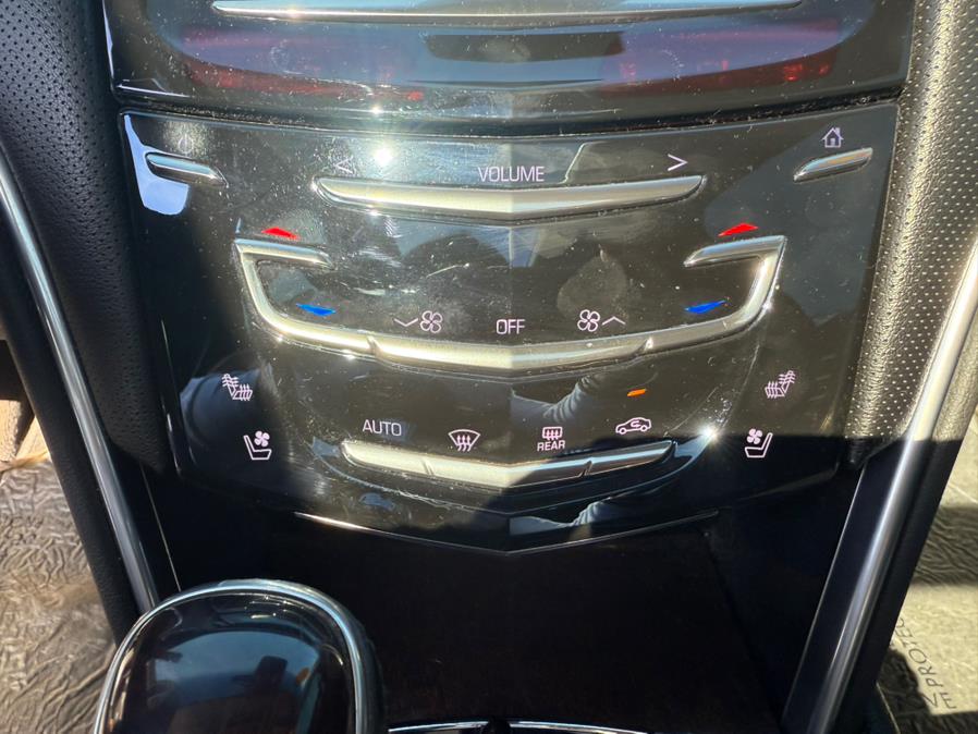 2013 Cadillac Xts Premium, available for sale in Stratford, Connecticut | Wiz Leasing Inc. Stratford, Connecticut 2013 Cadillac Xts Premium, available for sale in Stratford, Connecticut | Wiz Leasing Inc. Stratford, Connecticut