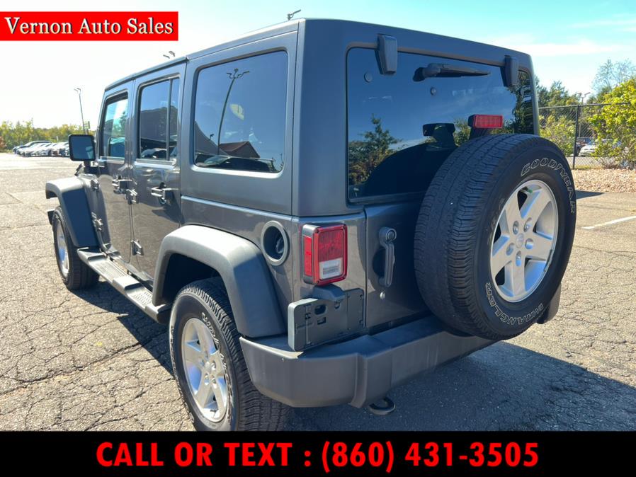 2017 Jeep Wrangler Unlimited Willys Wheeler photo 7
