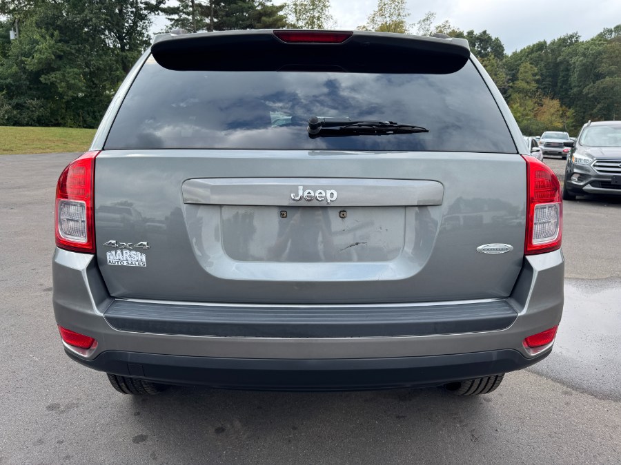 2011 Jeep Compass Latitude photo 3