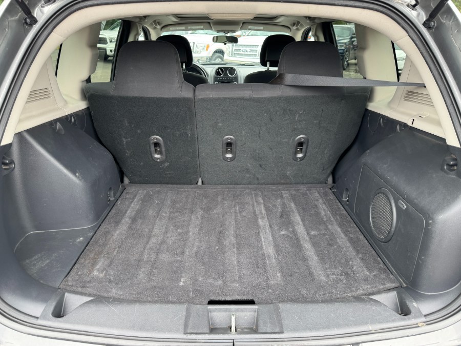 2011 Jeep Compass Latitude photo 16