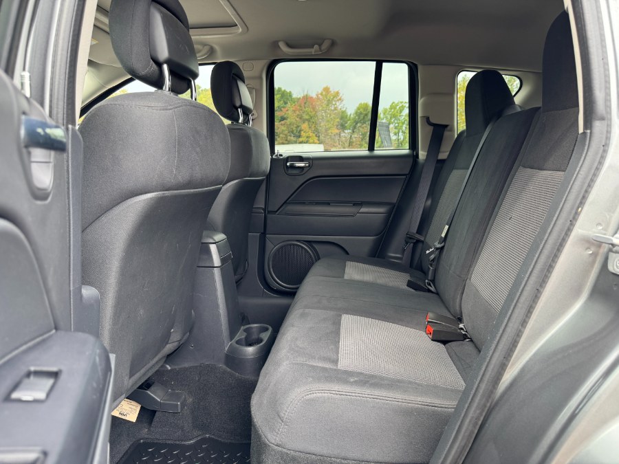 2011 Jeep Compass Latitude photo 15