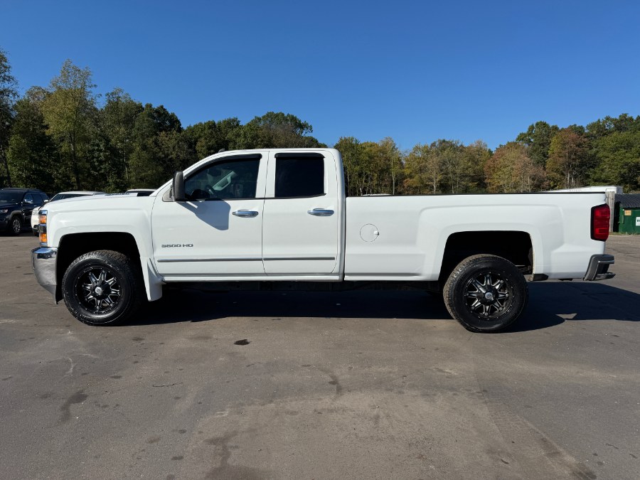 2015 Chevrolet Silverado 3500HD LTZ photo 2