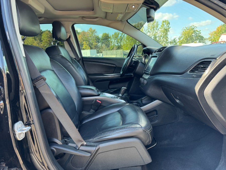 2015 Dodge Journey R/T photo 19