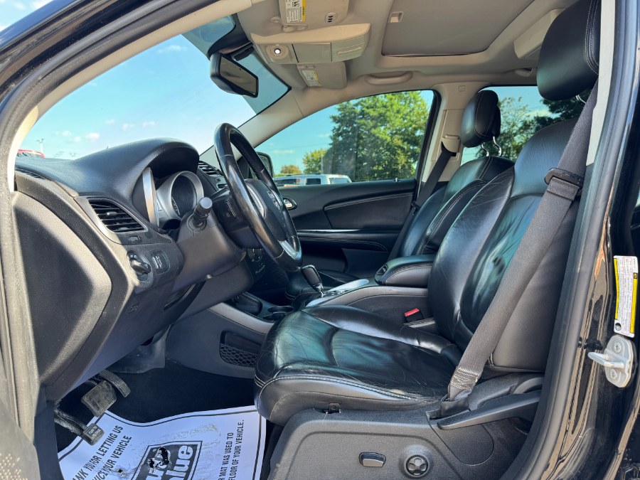 2015 Dodge Journey R/T photo 14
