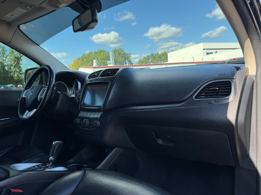 2015 Dodge Journey R/T photo 20