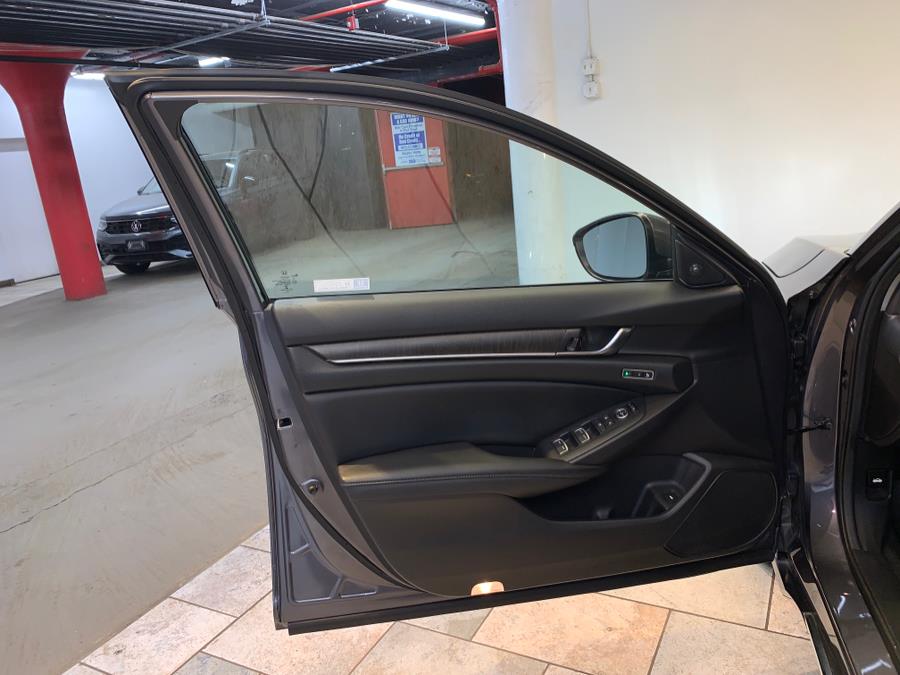 2021 Honda Accord EX-L 1.5T photo 13