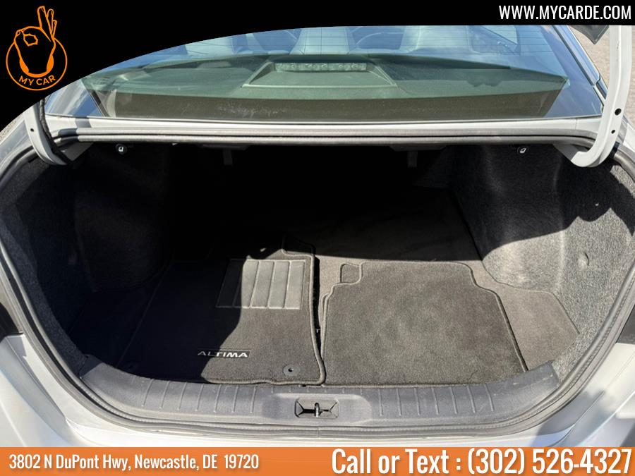 2023 Nissan Altima 2.5 SL photo 8