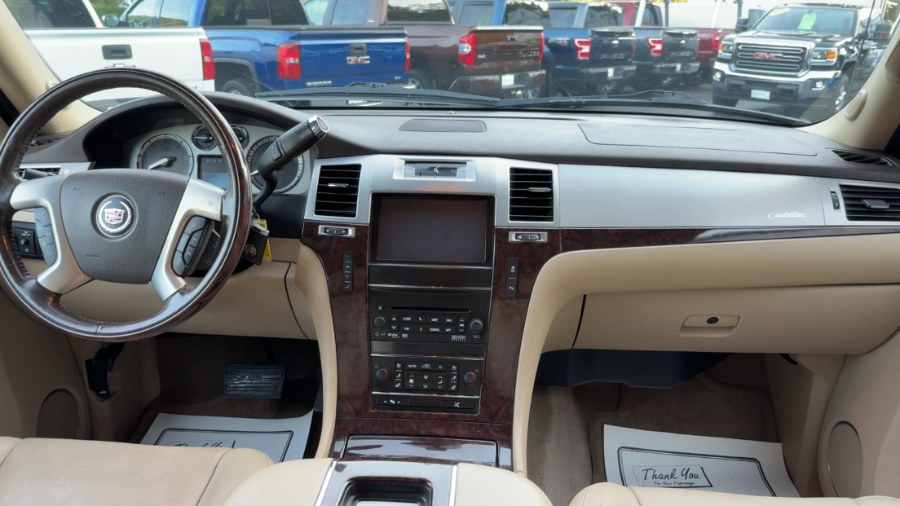 2013 Cadillac Escalade EXT AWD 4dr Premium, available for sale in Waterbury, Connecticut | West End Automotive Center. Waterbury, Connecticut 2013 Cadillac Escalade EXT AWD 4dr Premium, available for sale in Waterbury, Connecticut | West End Automotive Center. Waterbury, Connecticut