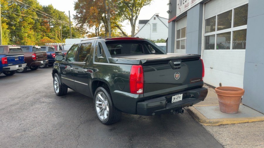 2013 Cadillac Escalade EXT AWD 4dr Premium, available for sale in Waterbury, Connecticut | West End Automotive Center. Waterbury, Connecticut 2013 Cadillac Escalade EXT AWD 4dr Premium, available for sale in Waterbury, Connecticut | West End Automotive Center. Waterbury, Connecticut