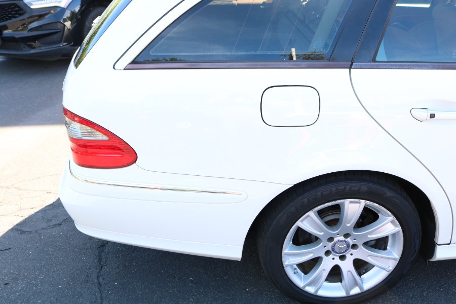 2009 Mercedes-Benz E-Class 4dr Wgn 3.5L 4MATIC, available for sale in Bristol, Connecticut | Dealmax Motors LLC. Bristol, Connecticut 2009 Mercedes-Benz E-Class 4dr Wgn 3.5L 4MATIC, available for sale in Bristol, Connecticut | Dealmax Motors LLC. Bristol, Connecticut