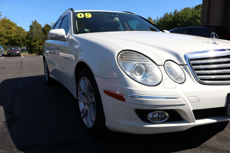 2009 Mercedes-Benz E-Class 4dr Wgn 3.5L 4MATIC, available for sale in Bristol, Connecticut | Dealmax Motors LLC. Bristol, Connecticut 2009 Mercedes-Benz E-Class 4dr Wgn 3.5L 4MATIC, available for sale in Bristol, Connecticut | Dealmax Motors LLC. Bristol, Connecticut