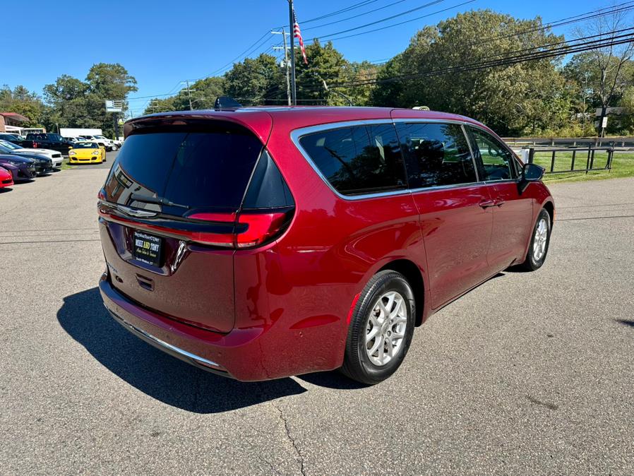 2023 Chrysler Pacifica Touring L FWD, available for sale in South Windsor, Connecticut | Mike And Tony Auto Sales, Inc. South Windsor, Connecticut 2023 Chrysler Pacifica Touring L FWD, available for sale in South Windsor, Connecticut | Mike And Tony Auto Sales, Inc. South Windsor, Connecticut