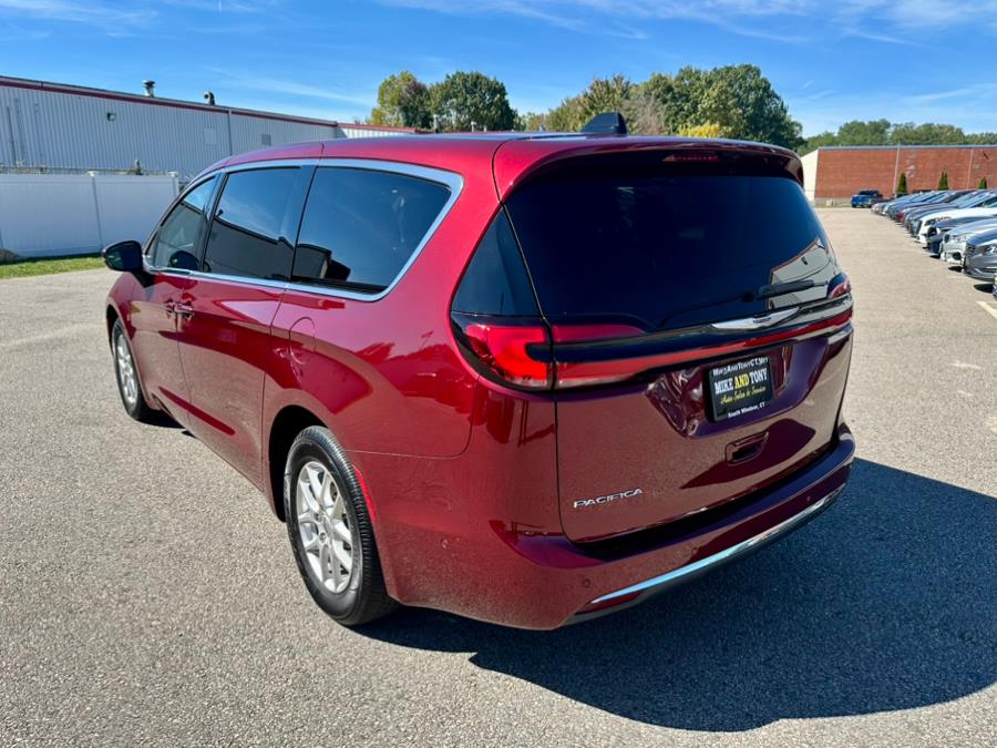 2023 Chrysler Pacifica Touring L FWD, available for sale in South Windsor, Connecticut | Mike And Tony Auto Sales, Inc. South Windsor, Connecticut 2023 Chrysler Pacifica Touring L FWD, available for sale in South Windsor, Connecticut | Mike And Tony Auto Sales, Inc. South Windsor, Connecticut