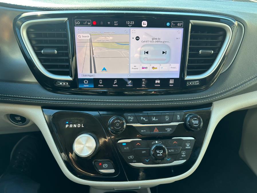 2023 Chrysler Pacifica Touring L FWD, available for sale in South Windsor, Connecticut | Mike And Tony Auto Sales, Inc. South Windsor, Connecticut 2023 Chrysler Pacifica Touring L FWD, available for sale in South Windsor, Connecticut | Mike And Tony Auto Sales, Inc. South Windsor, Connecticut