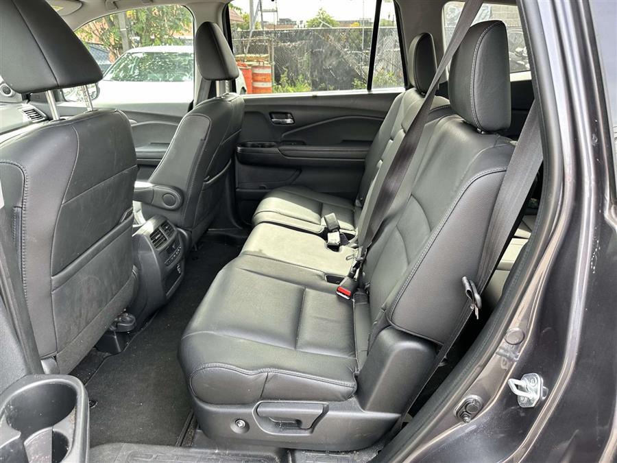 2022 Honda Pilot Special Edition, available for sale in Patchogue, New York | Baron Supercenter. Patchogue, New York 2022 Honda Pilot Special Edition, available for sale in Patchogue, New York | Baron Supercenter. Patchogue, New York