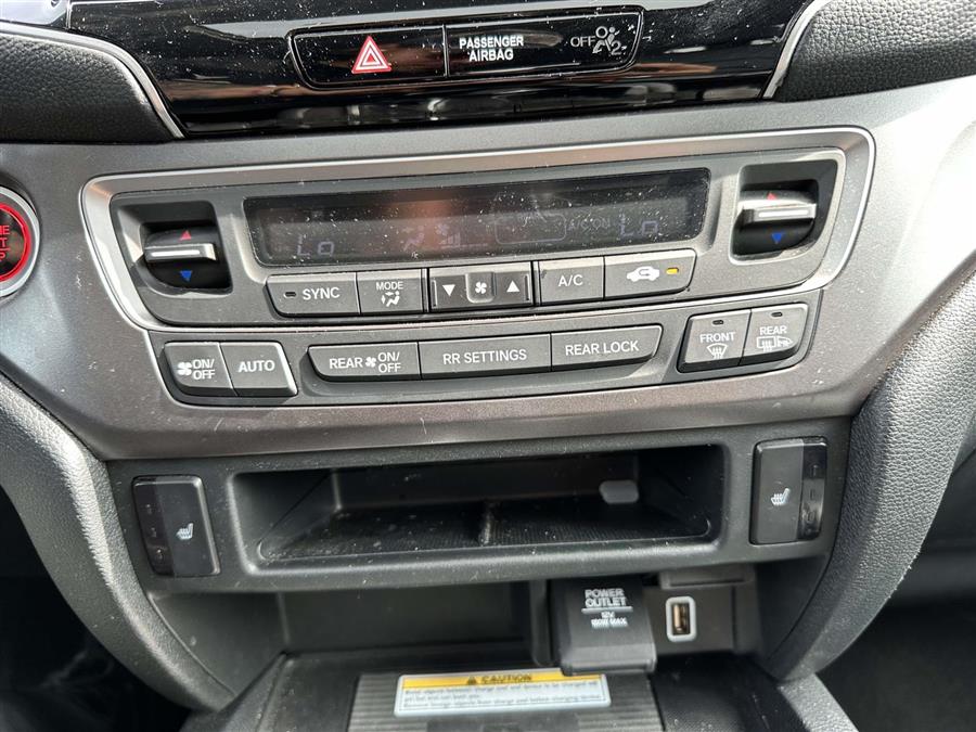 2022 Honda Pilot Special Edition, available for sale in Patchogue, New York | Baron Supercenter. Patchogue, New York 2022 Honda Pilot Special Edition, available for sale in Patchogue, New York | Baron Supercenter. Patchogue, New York
