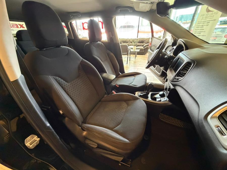 2019 Jeep Compass Sport 4x4, available for sale in West Hartford, Connecticut | AutoMax. West Hartford, Connecticut 2019 Jeep Compass Sport 4x4, available for sale in West Hartford, Connecticut | AutoMax. West Hartford, Connecticut