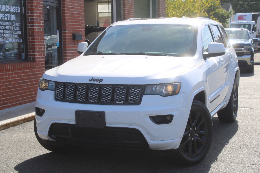 Used 2019 Jeep Grand Cherokee in ENFIELD, Connecticut | Longmeadow Motor Cars. ENFIELD, Connecticut