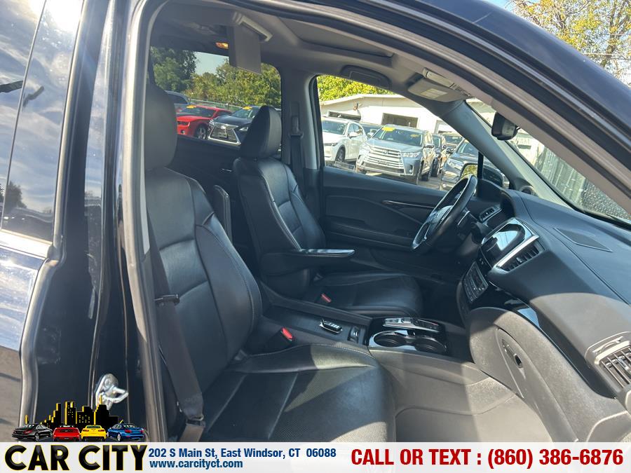 2017 Honda Pilot Elite AWD, available for sale in East Windsor, Connecticut | Car City LLC. East Windsor, Connecticut 2017 Honda Pilot Elite AWD, available for sale in East Windsor, Connecticut | Car City LLC. East Windsor, Connecticut
