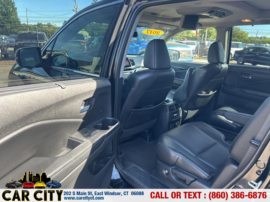 2017 Honda Pilot Elite AWD, available for sale in East Windsor, Connecticut | Car City LLC. East Windsor, Connecticut 2017 Honda Pilot Elite AWD, available for sale in East Windsor, Connecticut | Car City LLC. East Windsor, Connecticut