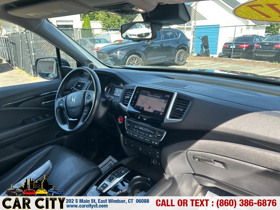 2017 Honda Pilot Elite AWD, available for sale in East Windsor, Connecticut | Car City LLC. East Windsor, Connecticut 2017 Honda Pilot Elite AWD, available for sale in East Windsor, Connecticut | Car City LLC. East Windsor, Connecticut