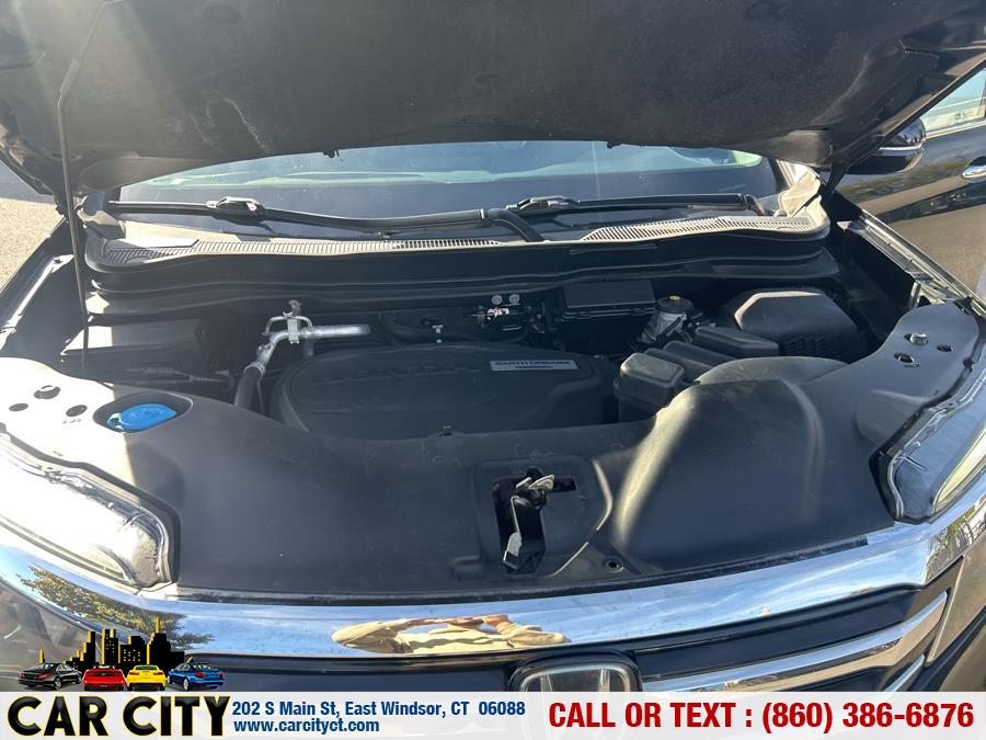 2017 Honda Pilot Elite AWD, available for sale in East Windsor, Connecticut | Car City LLC. East Windsor, Connecticut 2017 Honda Pilot Elite AWD, available for sale in East Windsor, Connecticut | Car City LLC. East Windsor, Connecticut