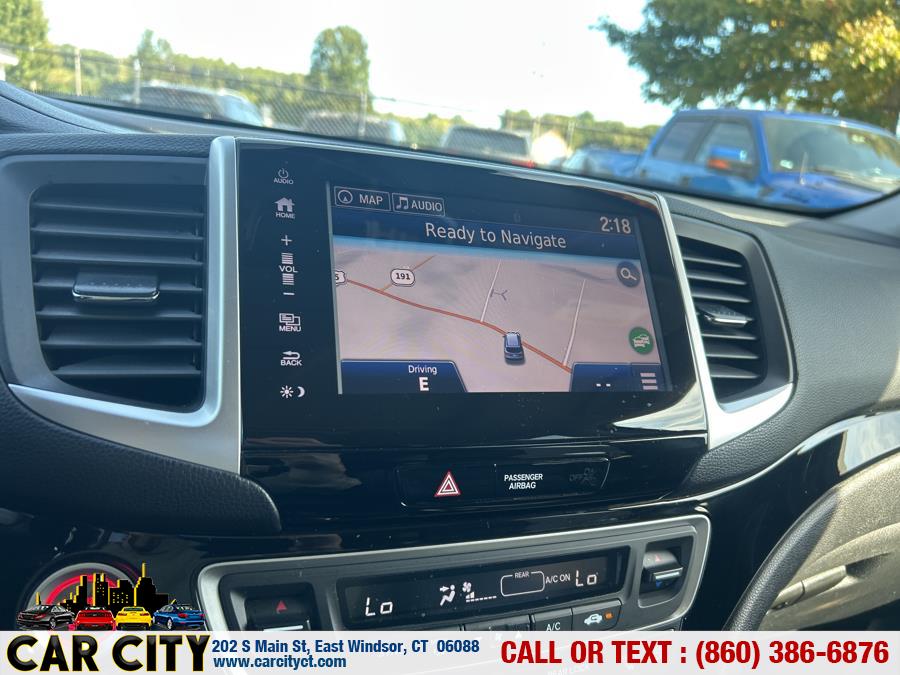 2017 Honda Pilot Elite AWD, available for sale in East Windsor, Connecticut | Car City LLC. East Windsor, Connecticut 2017 Honda Pilot Elite AWD, available for sale in East Windsor, Connecticut | Car City LLC. East Windsor, Connecticut