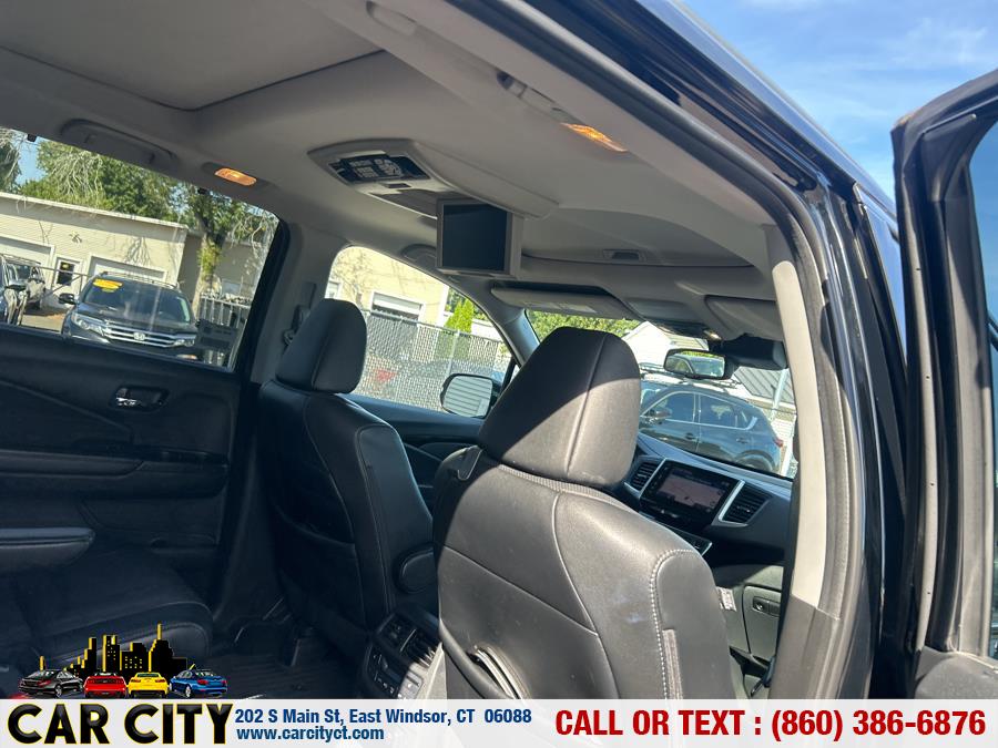 2017 Honda Pilot Elite AWD, available for sale in East Windsor, Connecticut | Car City LLC. East Windsor, Connecticut 2017 Honda Pilot Elite AWD, available for sale in East Windsor, Connecticut | Car City LLC. East Windsor, Connecticut