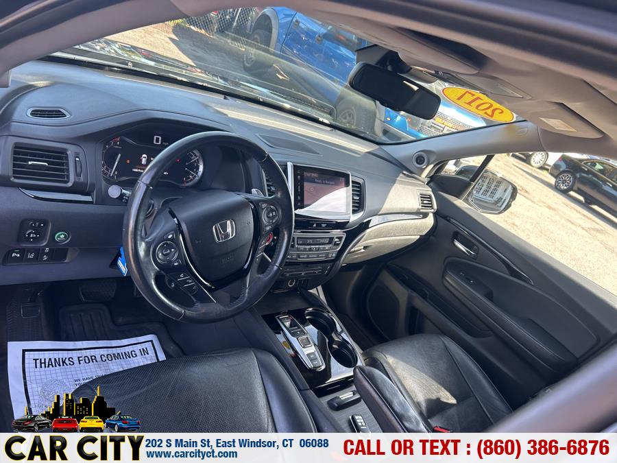 2017 Honda Pilot Elite AWD, available for sale in East Windsor, Connecticut | Car City LLC. East Windsor, Connecticut 2017 Honda Pilot Elite AWD, available for sale in East Windsor, Connecticut | Car City LLC. East Windsor, Connecticut