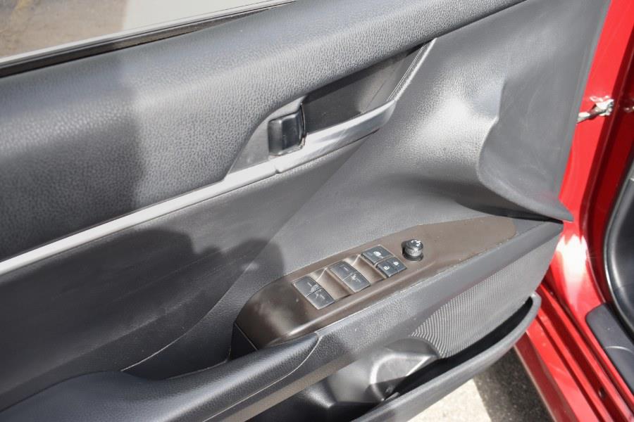 2021 Toyota Camry LE photo 18