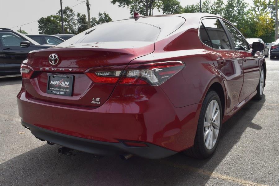 2021 Toyota Camry LE photo 10