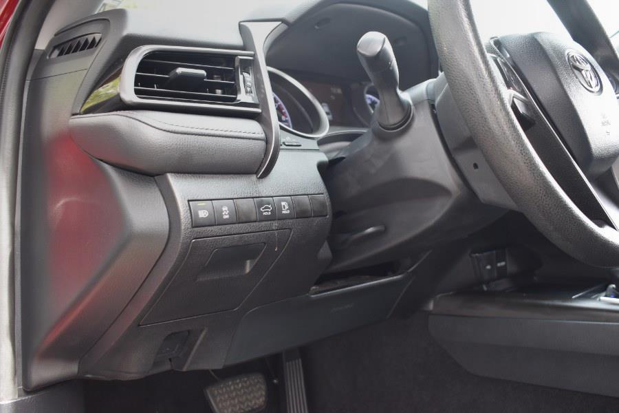 2021 Toyota Camry LE photo 19
