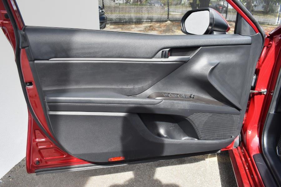 2021 Toyota Camry LE photo 33