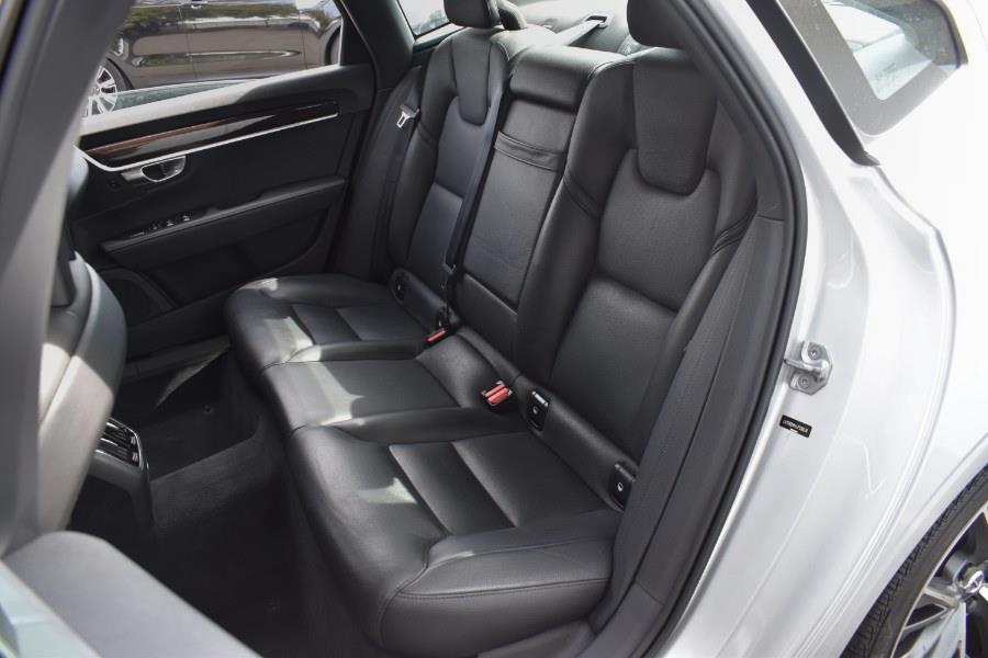 2018 Volvo S90 T5 Momentum photo 29