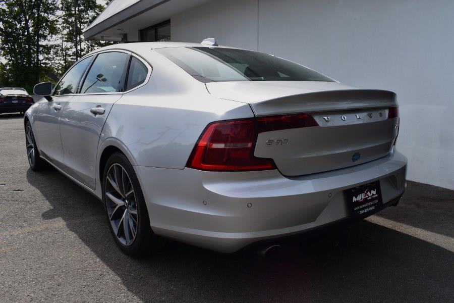 2018 Volvo S90 T5 Momentum photo 5