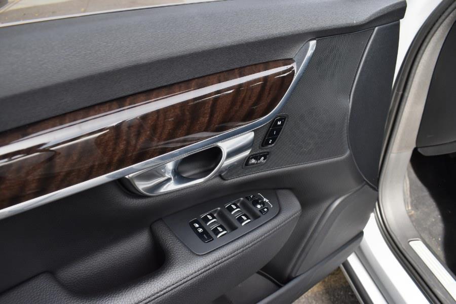 2018 Volvo S90 T5 Momentum photo 19