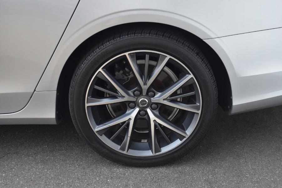 2018 Volvo S90 T5 Momentum photo 13